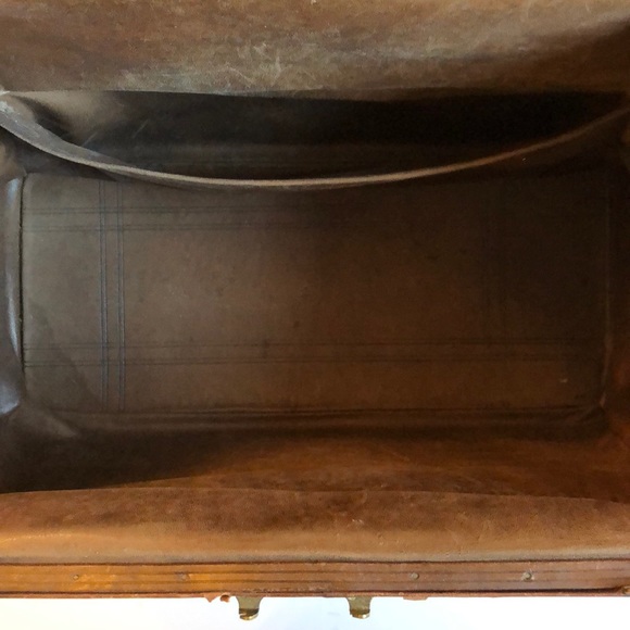 Authentic crocodile vintage doctors bag - Picture 7 of 7